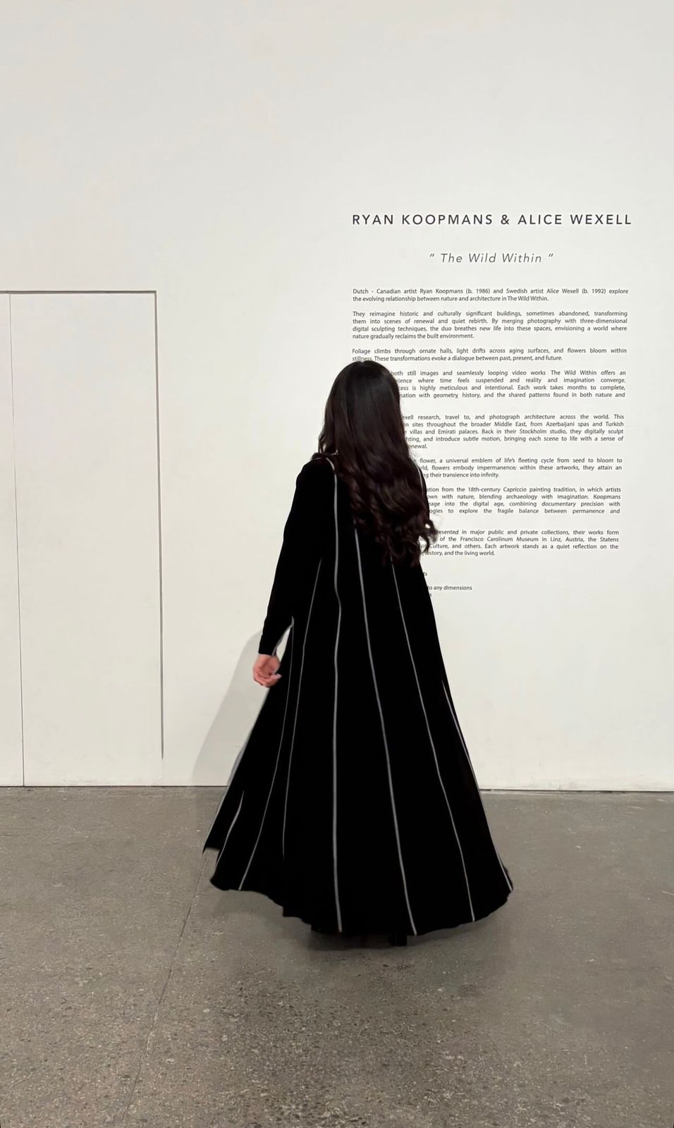 A line cut abaya with high quality of Barbie fabric with lines
